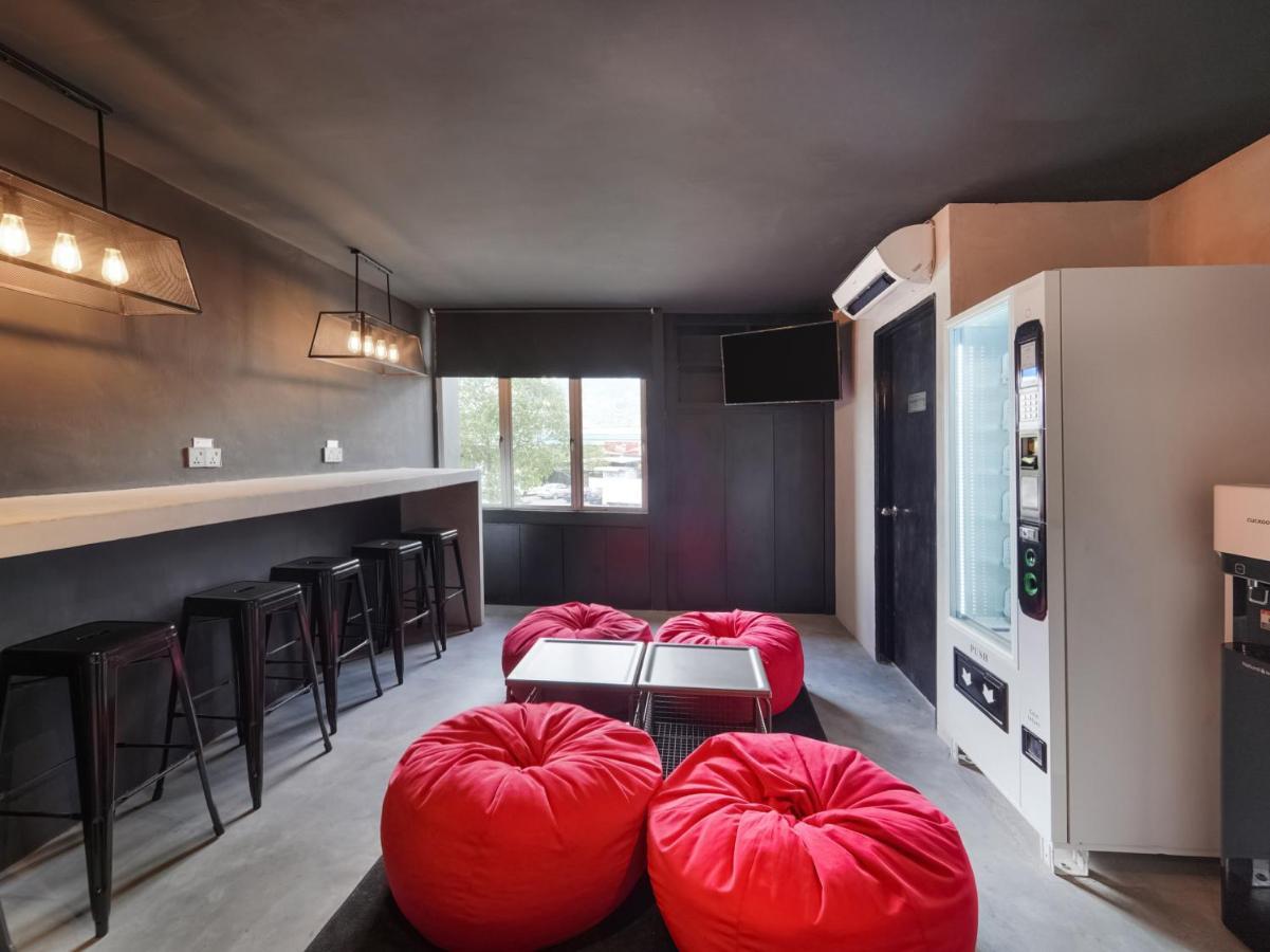 Oyo 89635 Modular Langkawi Capsule Hotel Padang Mat Sirat 외부 사진