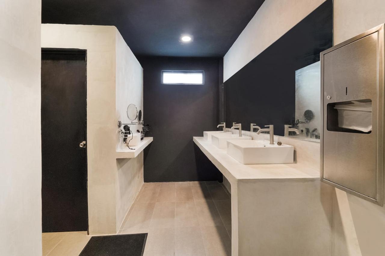 Oyo 89635 Modular Langkawi Capsule Hotel Padang Mat Sirat 외부 사진